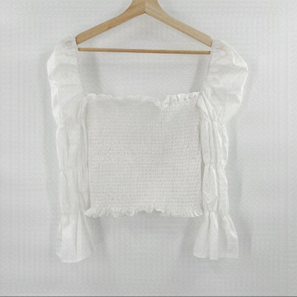 COCO’S Kiss puff sleeve crop top white size L NWT - Picture 1 of 7